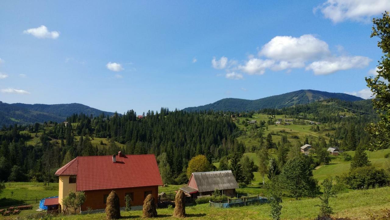 Zacharovany Karpaty Lodge
